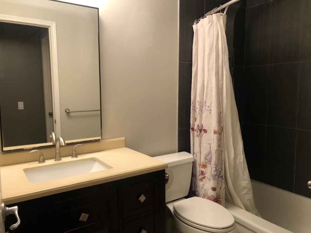 Appartamento Citadel community! YYC Esterno foto